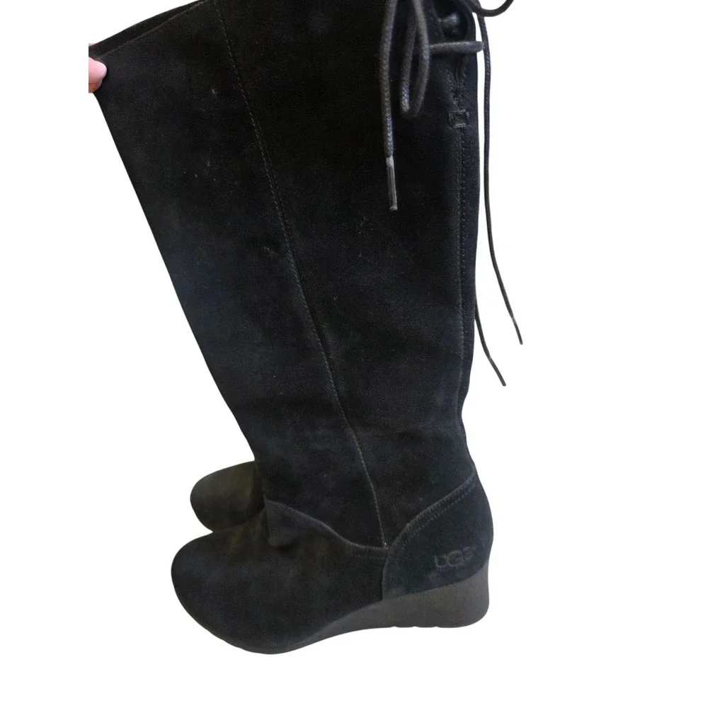 UGG suede mid